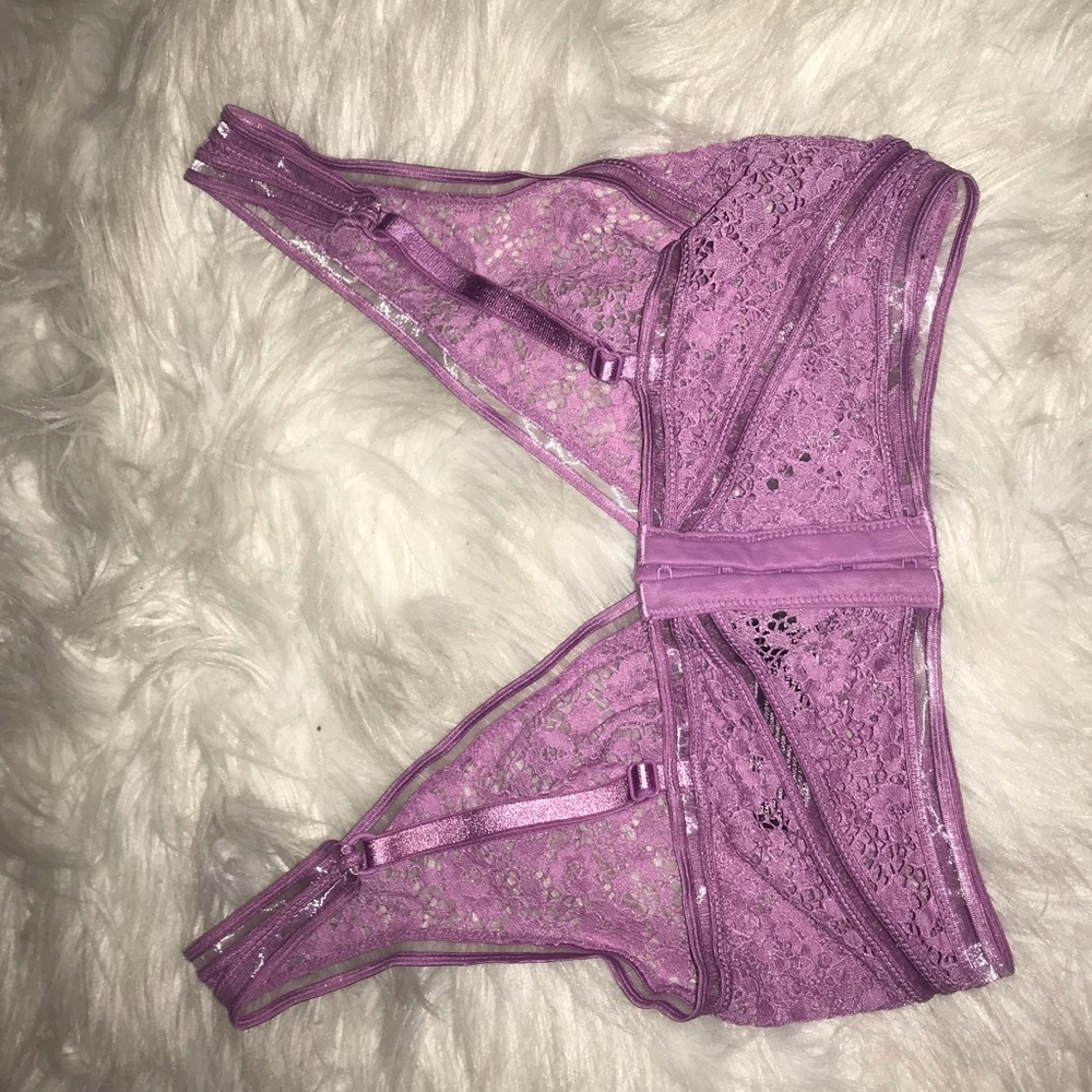 LAST CHANCE❗️ VS lace bralette - Picture 3 of 5
